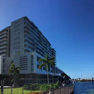 https://cairns-luxury-apartments.cairnshotels4all.com